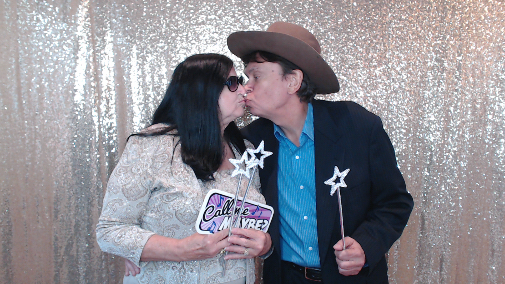 Jorden and Benjamin are getting hitched | View more photos from the event at gallery.photoboothbillings.com/u/PhotoBoothBillings/Jorden-and-Benjamin-are-getting-hitched